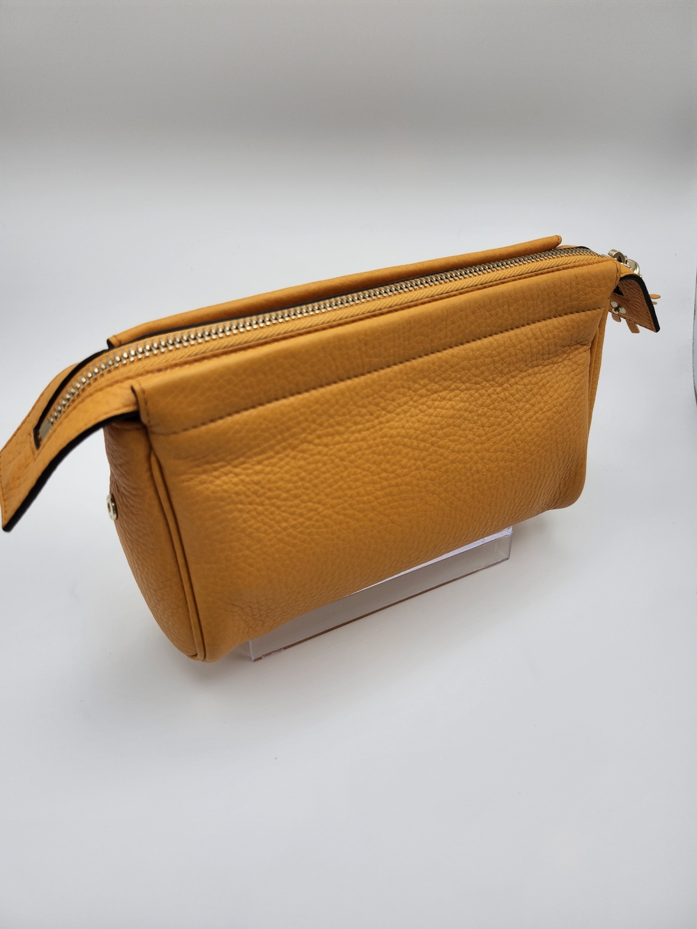 Gucci Soho Cosmetic Clutch Bag Yellow/Orange Leather W Chain & Cert Of Authen - Picture 7 of 16